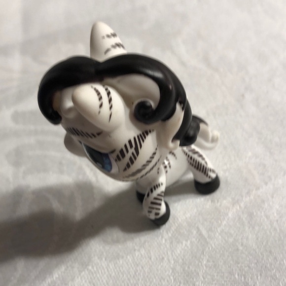 Littlest Pet Shop #903 Zebra LPS - Picture 4 of 16